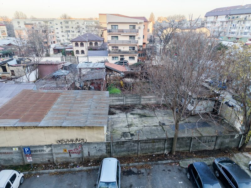 Sector 3, Ramnicu Sarat teren imprejmuit, toate utilitatile