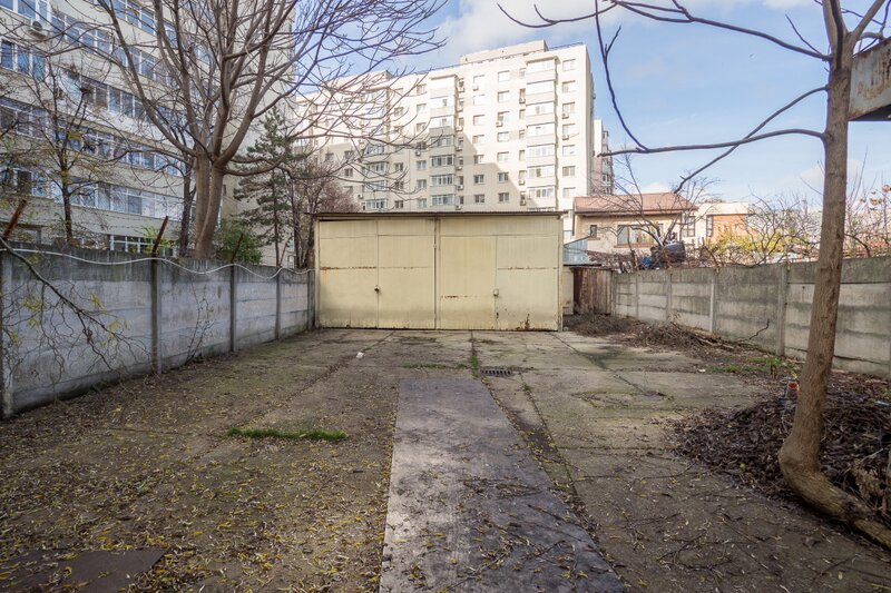 Sector 3, Ramnicu Sarat teren imprejmuit, toate utilitatile