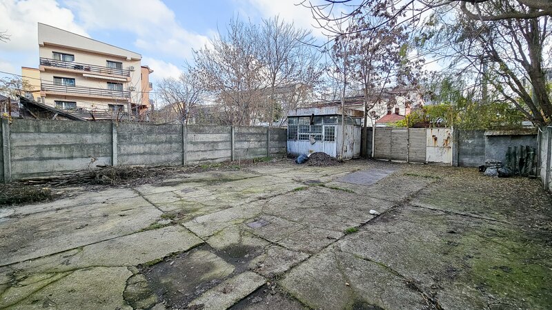 Sector 3, Ramnicu Sarat teren imprejmuit, toate utilitatile